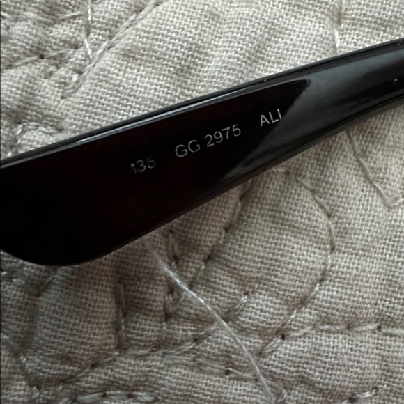 Gucci Eye Glasses 🤓 - Picture 8 of 12